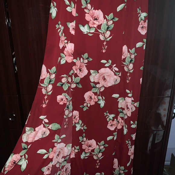 Red Floral Maxi Skirt - Picture 2 of 10